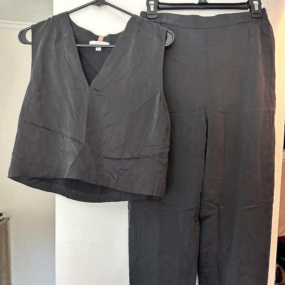 Lunya Washable Silk Long Pants Pajama Set (women's size small)